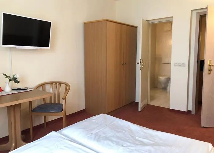 Gaestehaus Kaiserkrone 3* Schona