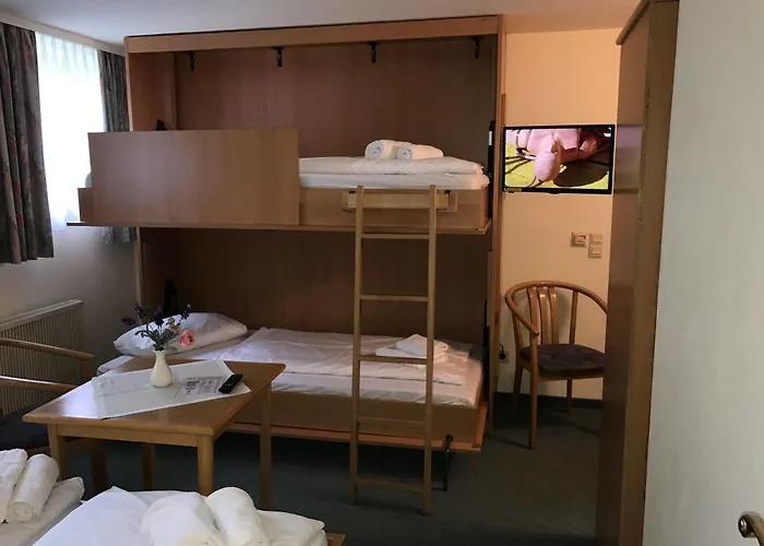 Guest house Gaestehaus Kaiserkrone Schona